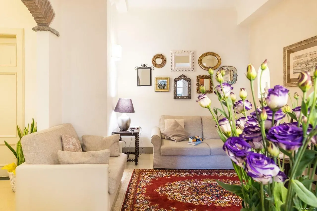 La Delizia Central Apartment Lucca